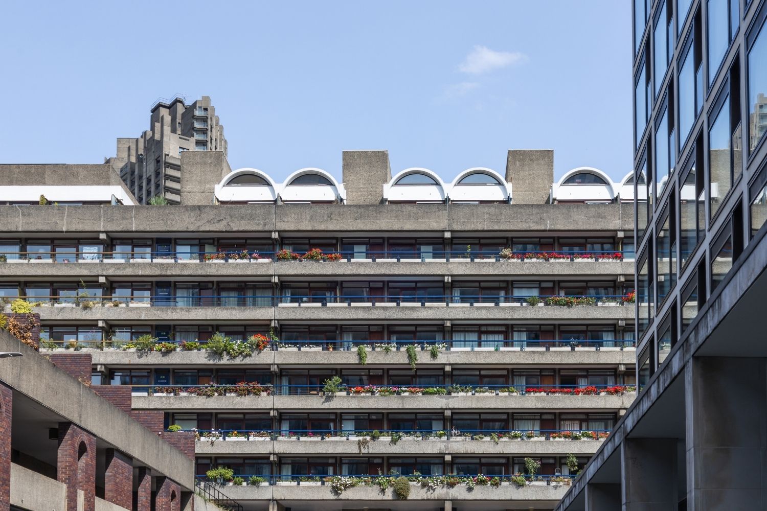 Brutalist Architecture Guide: History, Features and Famous Buildings
