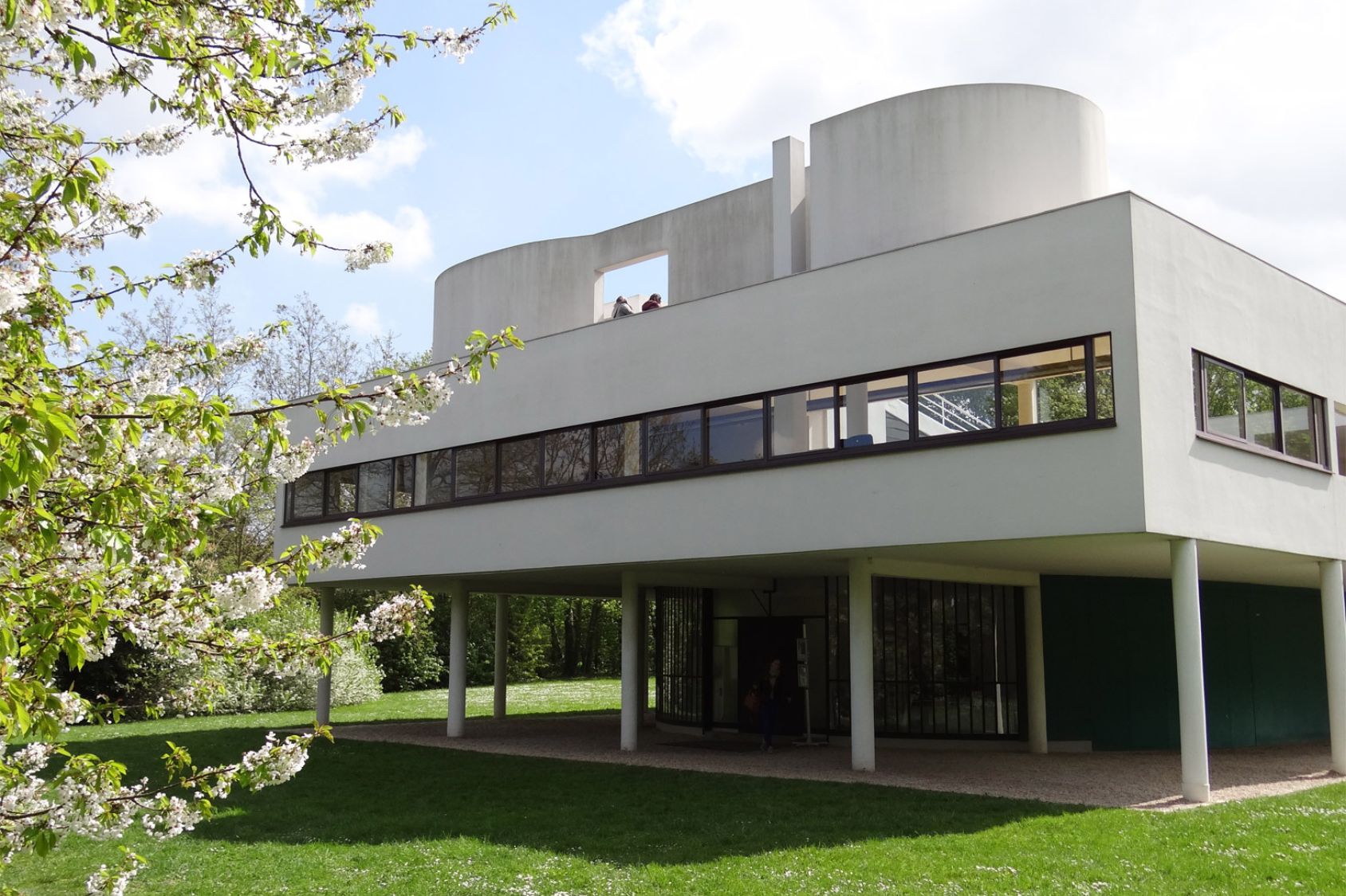 Villa Savoye: A Modernist Icon Explained